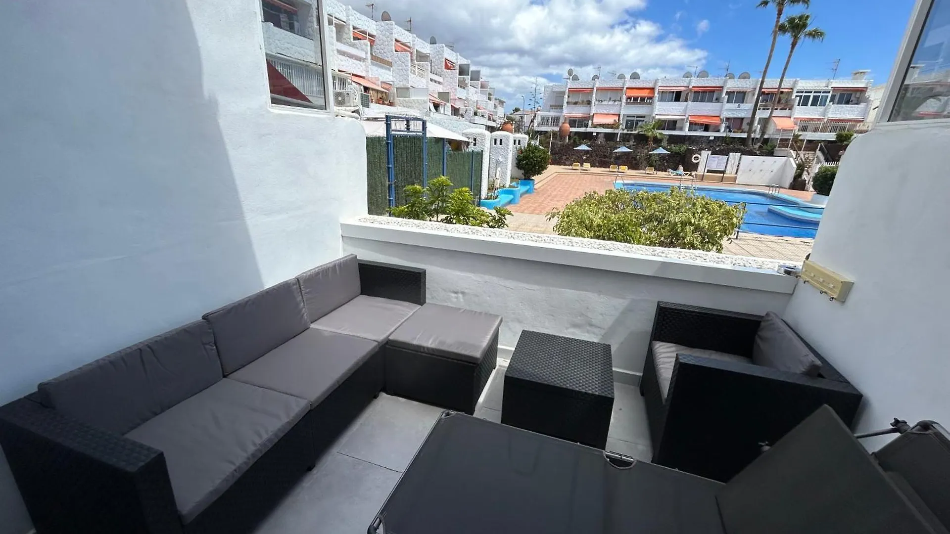 Sunny Apt With Terrace Coastal Area South Arona 스페인